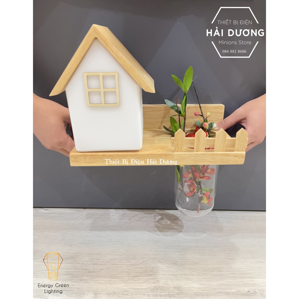 Đèn Tường Kệ Gỗ Chao Thủy Tinh Hình Ngôi Nhà Hiện Đại DT-2732 - Trang Trí Căn Phòng - Energy Green Lighting-Bao Gồm Bóng