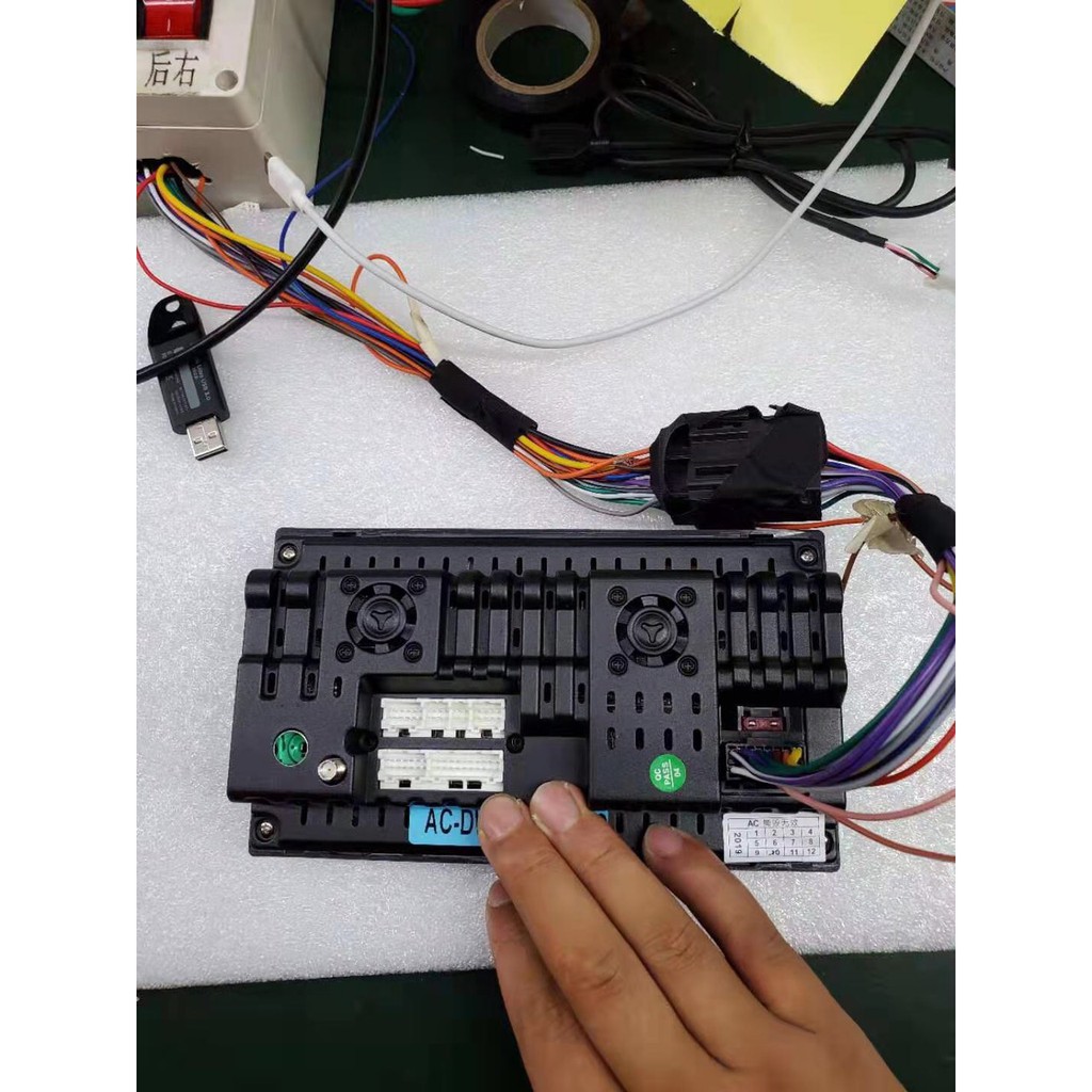 Màn hình DVD Android ô tô hỗ trợ ĐỊNH VỊ XE cao cấp BẢO HÀNH 18T 7" 9" 10" (7/9/10 inch) Ram 2GB, Rom 32GB | BigBuy360 - bigbuy360.vn