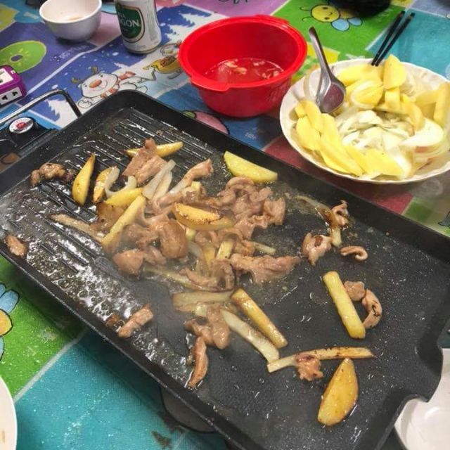Bếp nướng điện vân đá