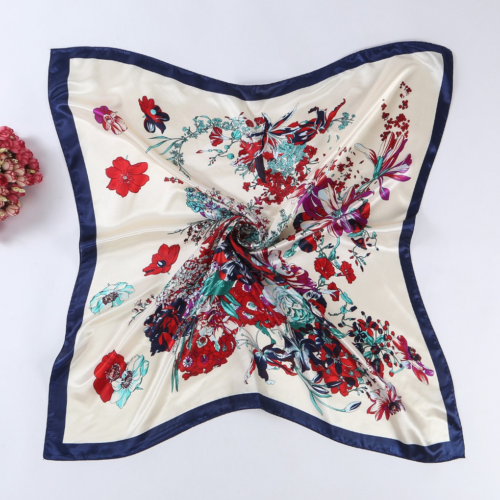 Khăn quàng cổ bằng vải satin hình vuông họa tiết bắt mắt