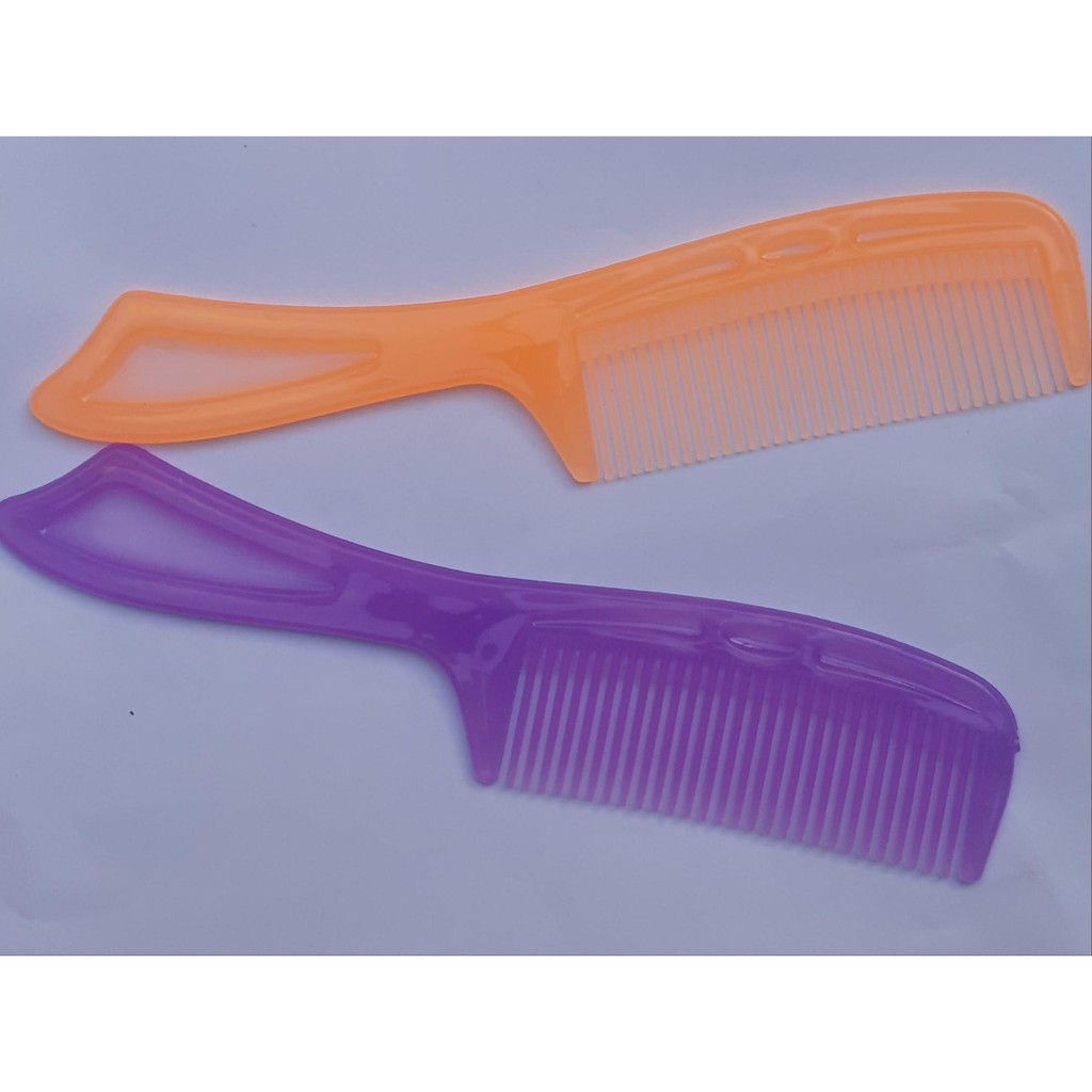 [1cây] lược chải tóc mũ trong có cán cầm tay ( nhiều màu)