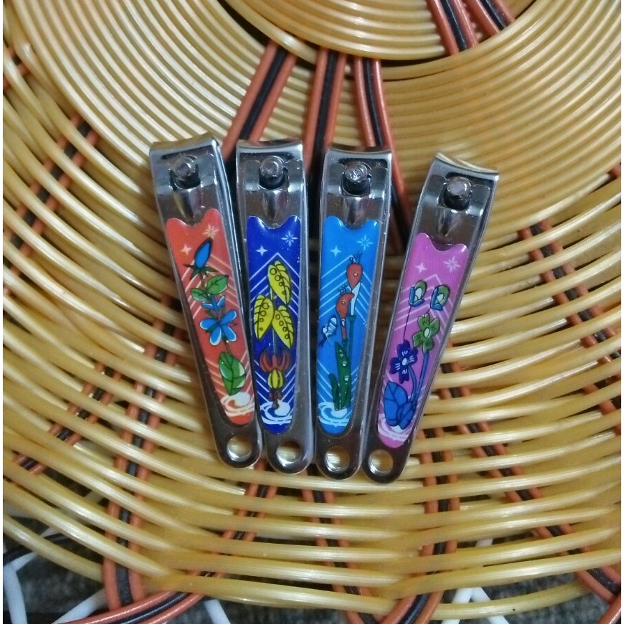 Kềm Bấm, Cắt Móng Tay, Chân Bằng Thép Không Gỉ Tiện Dụng (giao mẫu ngẫu nhiên) VC