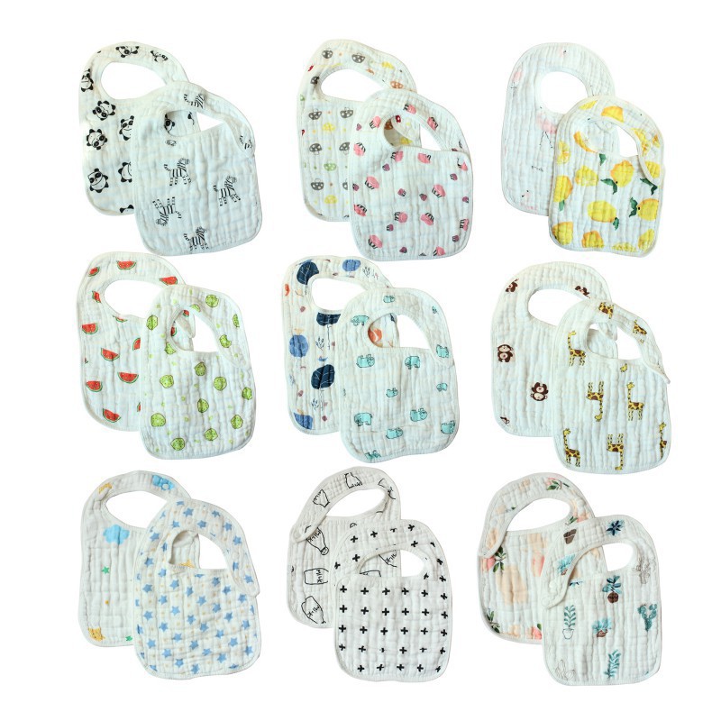 Set 2 yếm ăn cotton mềm mại in họa tiết xinh xắn dành cho các bé