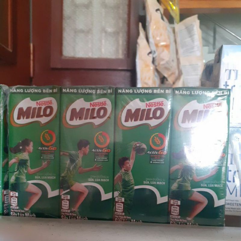 sữa milo lúa mạch nestle 180ml( vỉ 4 hộp )