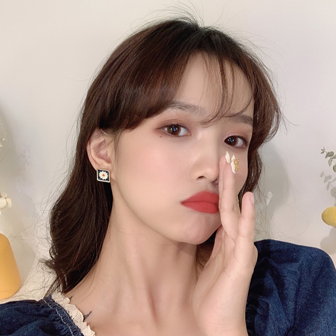 Khuyên tai dạng xỏ hình bông hoa thời trang phong cách Hàn Quốc