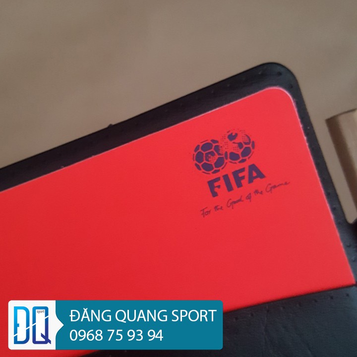 Thẻ trọng tài FIFA