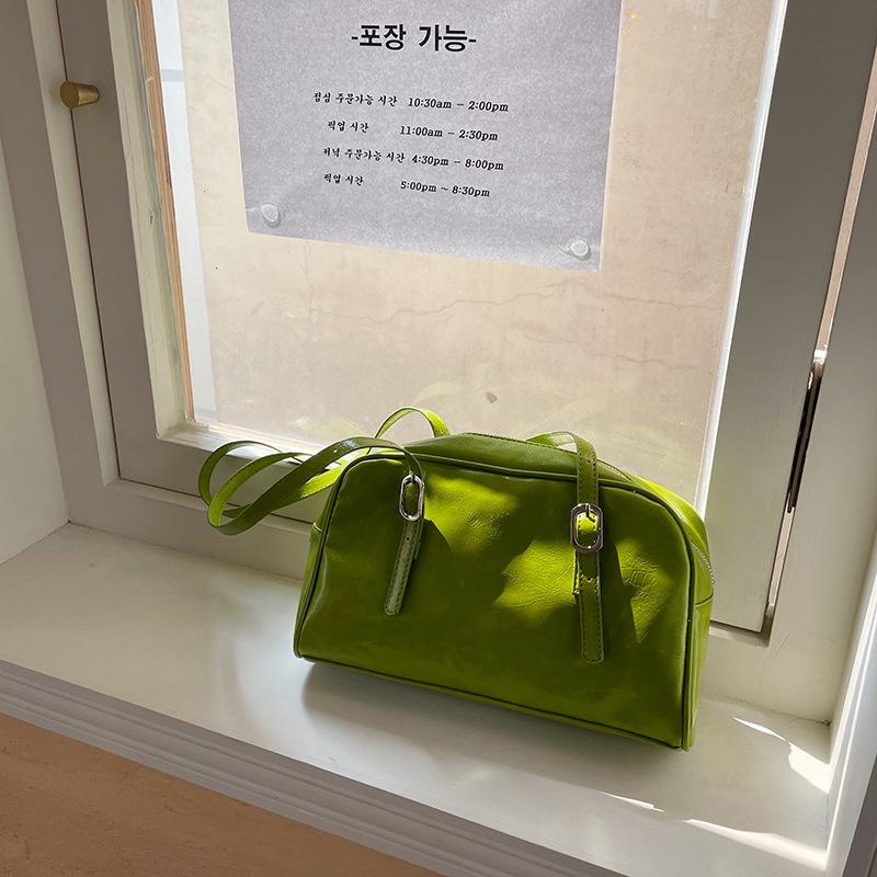 Green shoulder bag niche casual armpit bag