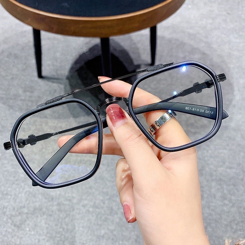 Mắt Kính Chống Bức Xạ Và Tia Bức Xạ Tiện Dụng Cho Nam Và Nữ