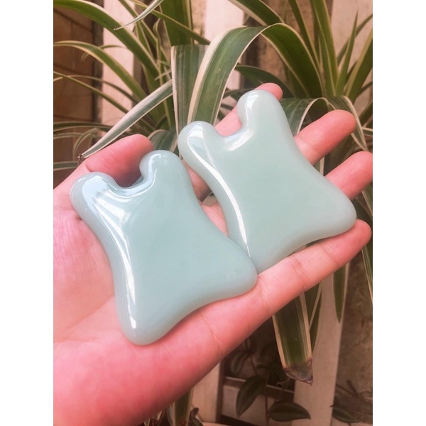 Ngọc bằng đá cạo gió mặt+ kem cạo gió mặt