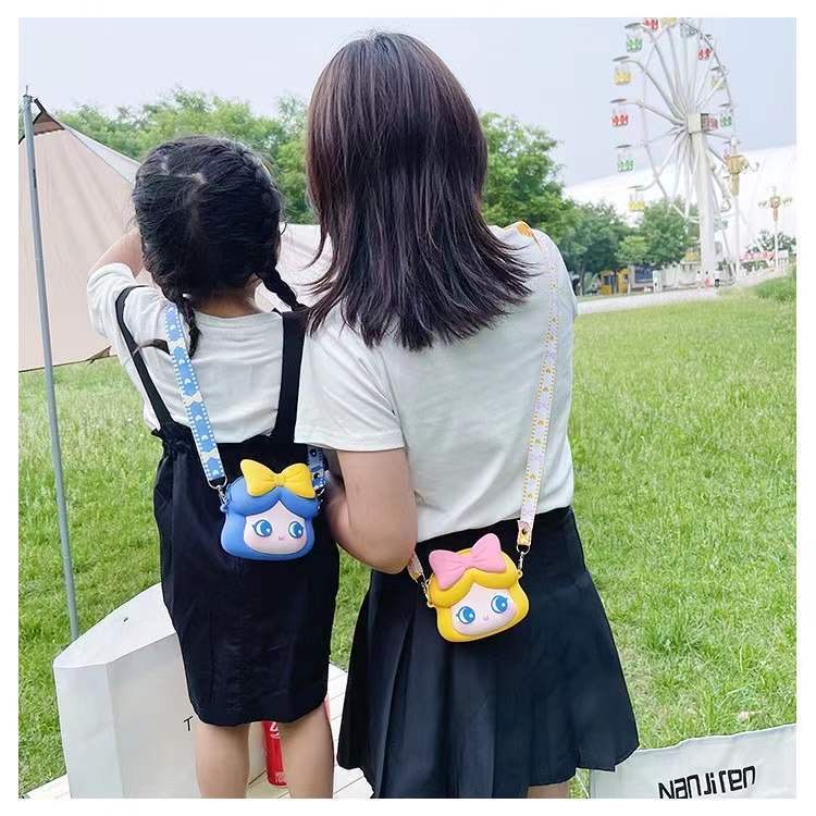 Túi Đeo Vai Đựng Tiền Xu Bằng Silicon Hình Hello Kitty Disney Dễ Thương Cho Bé Gái