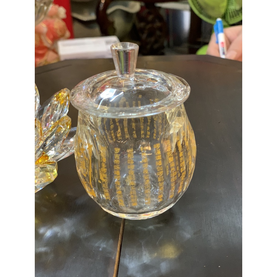 Ly Chú Đại Bi chân sen thủy tinh thờ cúng - văn phòng phẩm Nhơn Phát