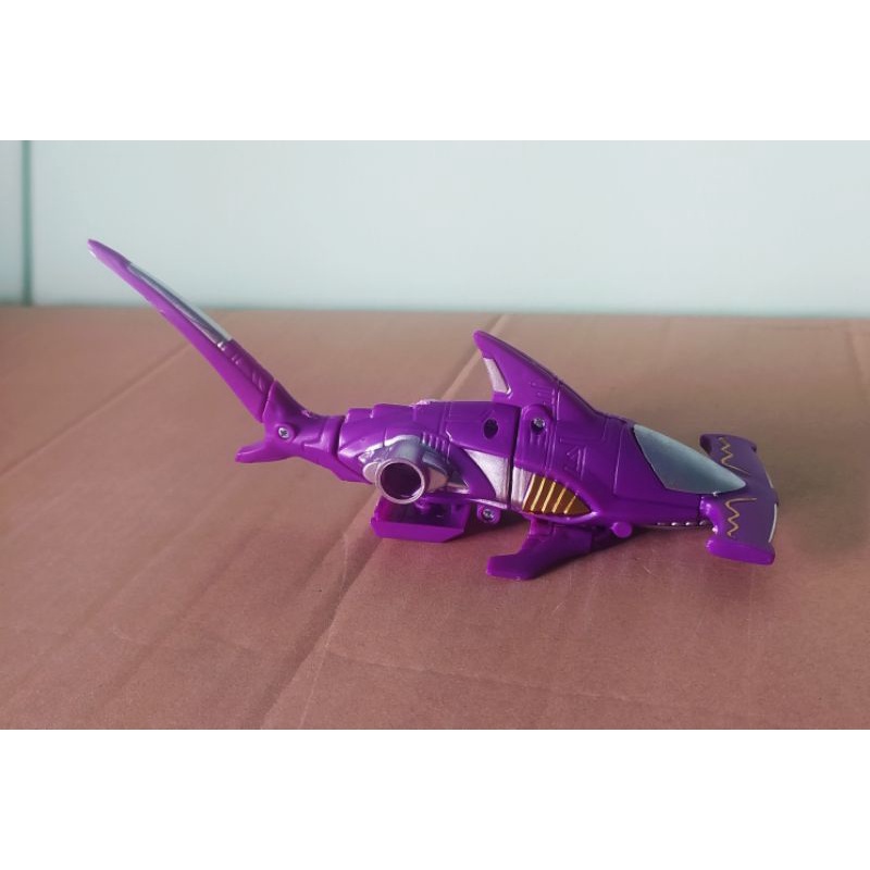 Siêu nhân gao cá mập tím