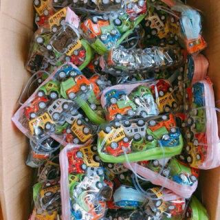 Set 6 ô tô dây cót cho bé
