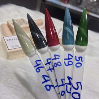 Sơn Dires Sơn Mắt Mèo