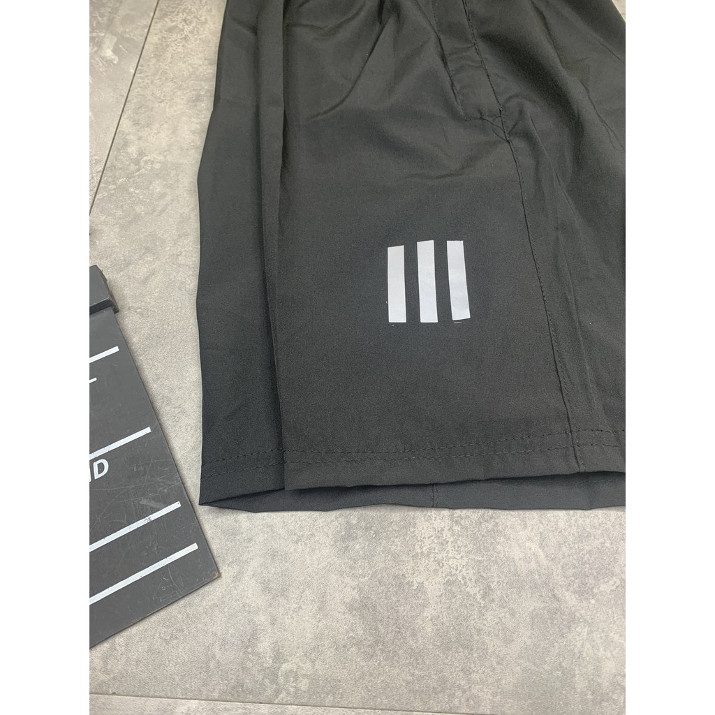 ( Sp kèm Video ) Bộ Thể Thao Nam Thun Lạnh Vải Trơn Cổ Tròn 4 Chiều, Cho Mùa Hè 2021 | BigBuy360 - bigbuy360.vn