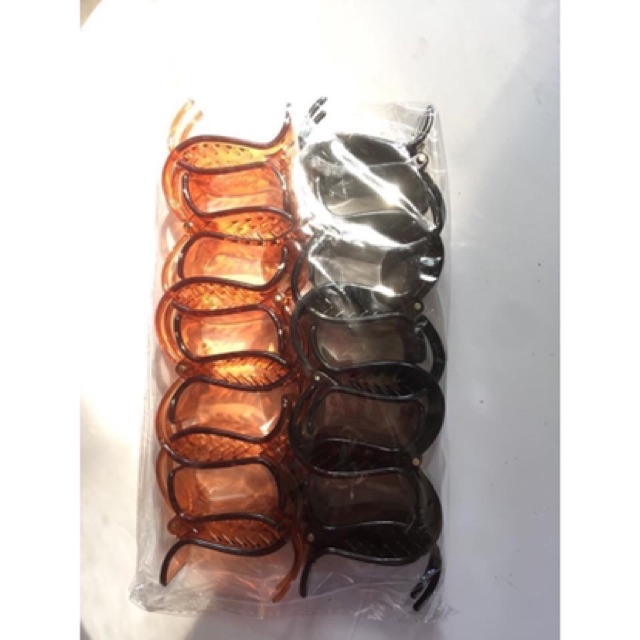 Sỉ 12 chiếc kẹp 5 răng 2 màu  37k
