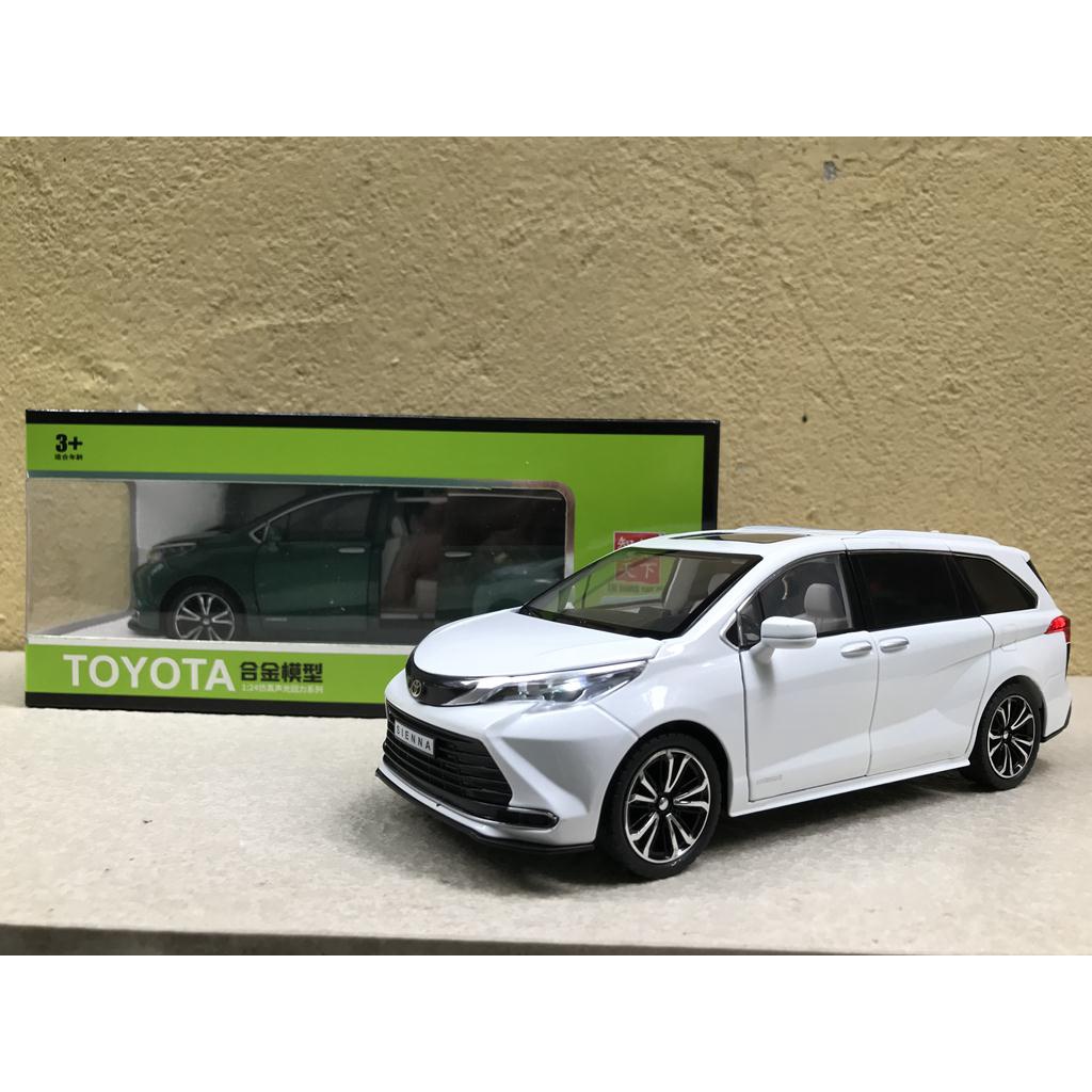 Mô hình xe TOYOTA SIENNA 2022 1:24