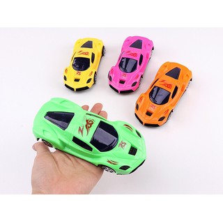 Đồ chơi xe đua RS lạ mắt dành cho bé