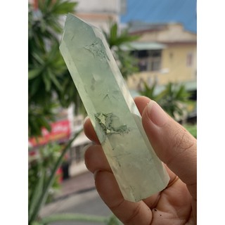 Trụ đá Prehnite