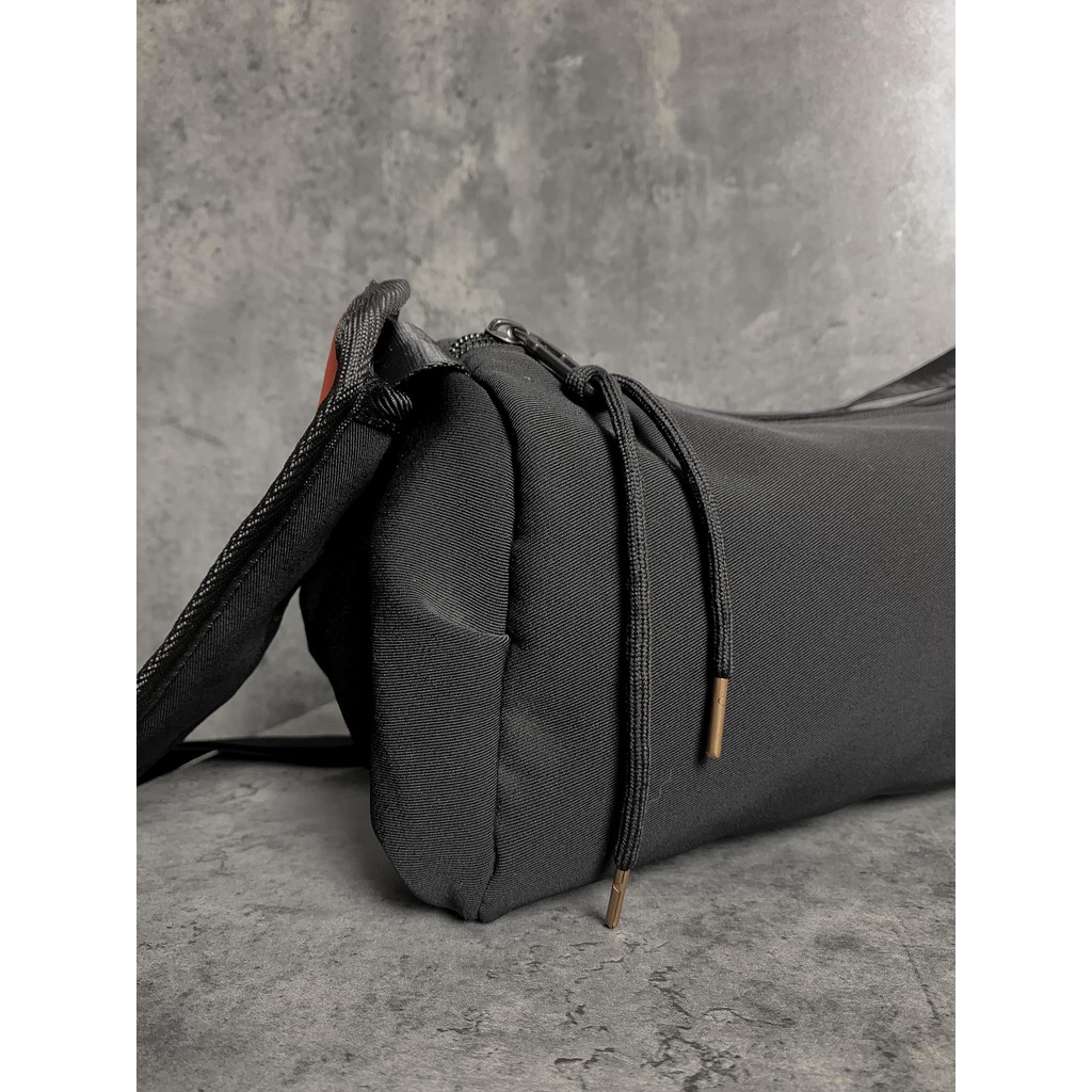 TÚI CHÉO CHỮ NHẬT VẢI DÙ - KAKI UNISEX NAM NỮ