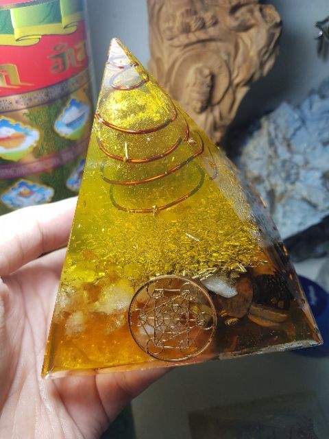 Tháp năng lượng orgonite | BigBuy360 - bigbuy360.vn