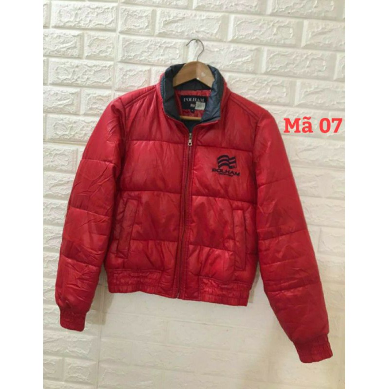 Áo khoác nam phao màu đỏ.