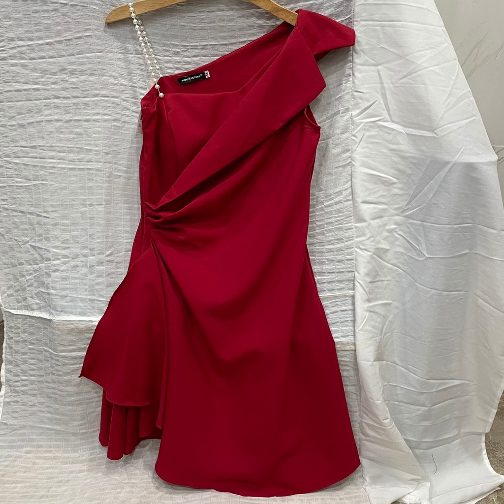 Đầm  Xoè Dự Tiệc Chéo Vai Đính Hạt Chuỗi 4 Màu Sang Trọng Zenna 🌸 Ảnh + video thật 🌸 | BigBuy360 - bigbuy360.vn