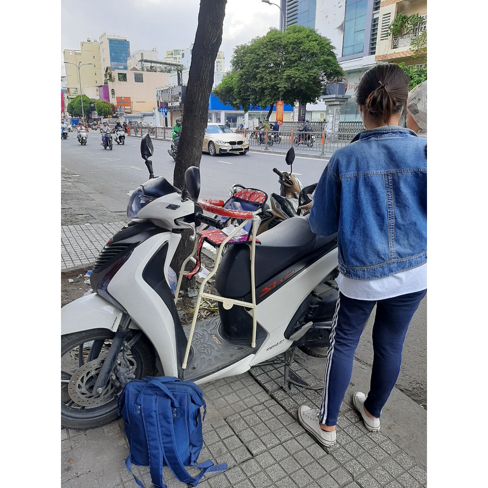 Ghế ngồi xe máy cho bé xe SH có vòng