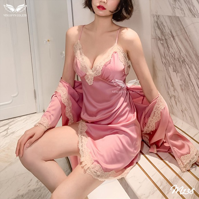 Set Áo Choàng Ngủ Lụa Kèm Váy 2 Dây Tay Dài Cao Cấp Phối Ren Gợi Cảm Sexy Có Kèm Mút Ngực M138 VNGO