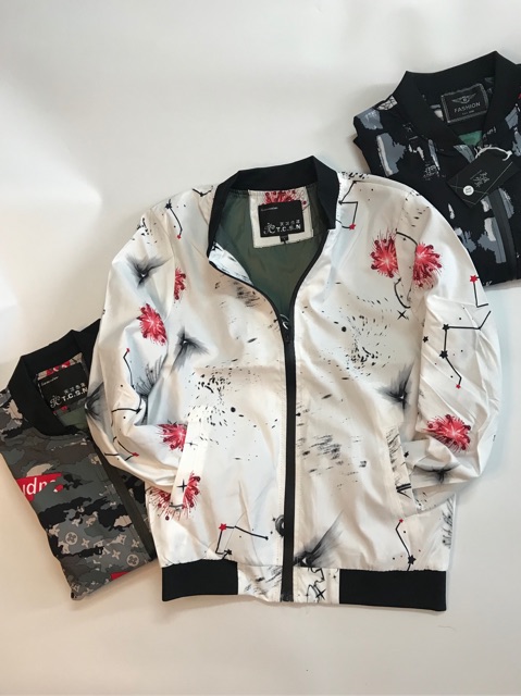 Áo khoác nhẹ nam màu trắng