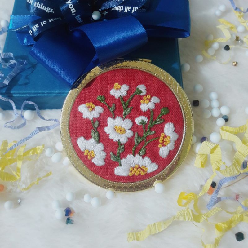GƯƠNG THÊU TAY HANDMADE