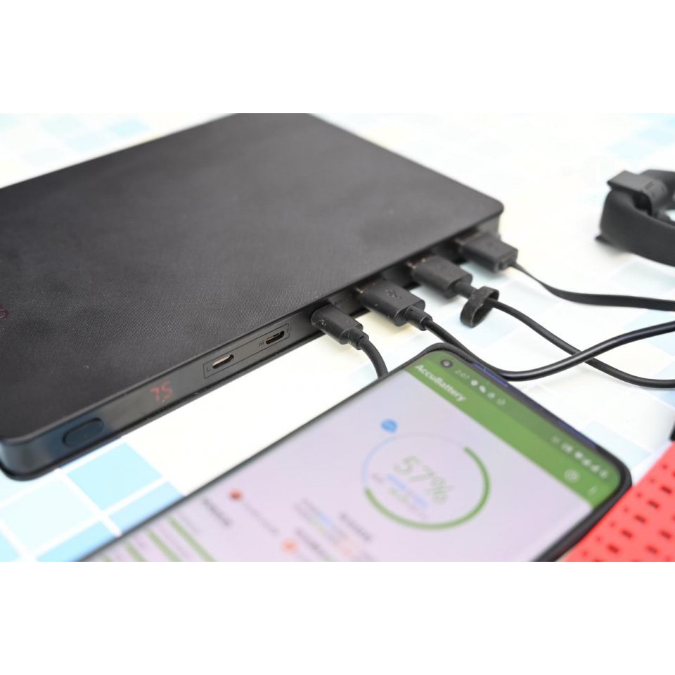 Pin sạc dự phòng dung lượng cao Yoobao PD65W 30000mAh 3 Đầu vào & 4 Đầu ra cho Máy tính xách tay Sạc nhanh