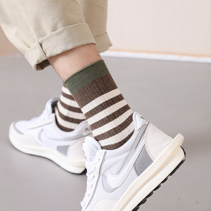 Casual Stripe Crew Socks Men Cotton Sports Street Hosiery Basketball Athletic Socks Thick Winter Long Socks Fashion