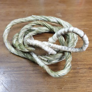 Dây nỏ thay thế của dân tộc Thái