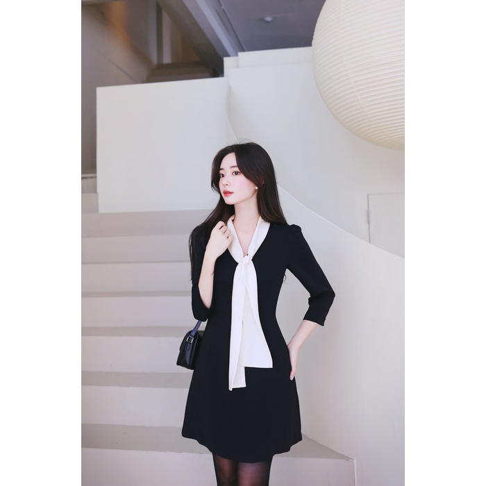 Váy Đầm Công Sở màu Đen Chất Mango Hàn Sang Trọng – Thanh Lịch