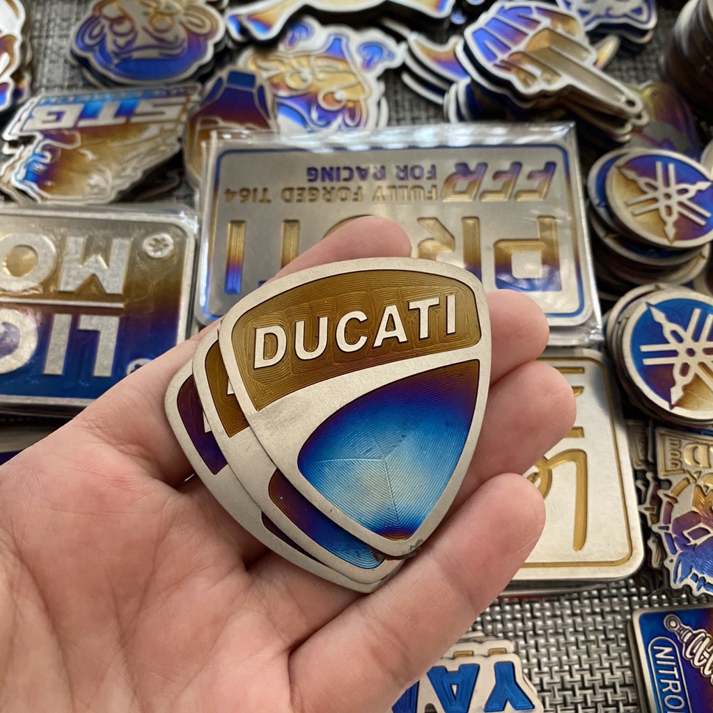 Tem Titan logo Ducati