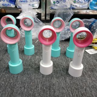 Quạt mini k cánh