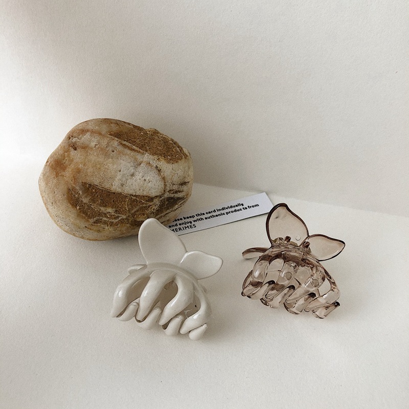 Kẹp Càng Cua Acrylic Trong Suốt Thiết Kế Hình Bướm Thời Trang Cho Nữ