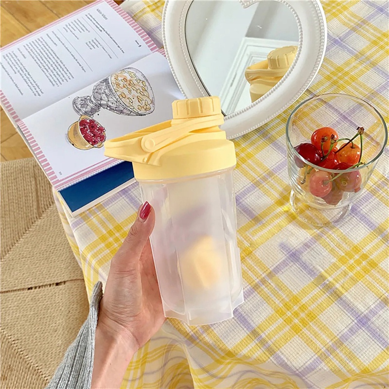 Bình Nước 500Ml/700ml Màu Trơn Dễ Thương Kèm Bóng Khuấy Tiện Dụng Cho Dã Ngoại
