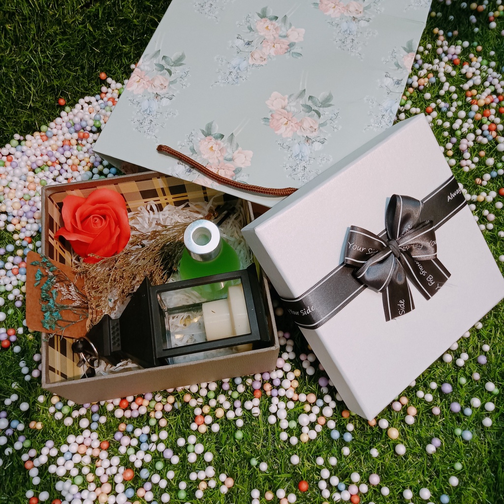 [Ảnh thật] Hộp quà tinh dầu thơm, đèn nến cổ điển|quà tặng sinh nhật 20/10 quà tặng tốt nghiệp, quà tặng bạn gái |BLOVE