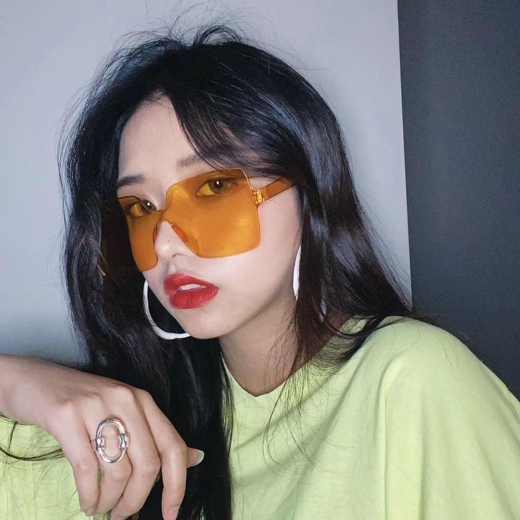 Kính Râm Một Mảnh Không Gọng Vuông Màu Kẹo Nhật Bản Và Hàn Quốc Phổ Biến Dành Cho Bạn Nữ