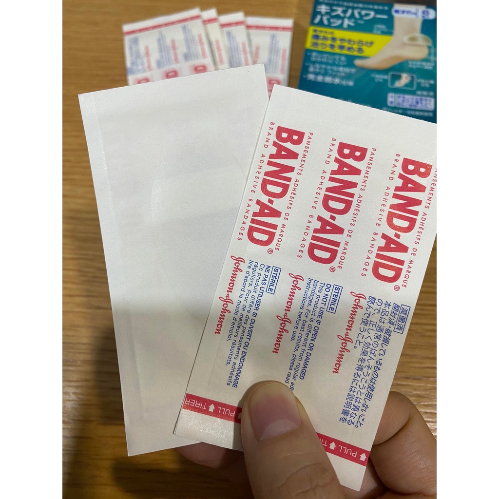Miếng Dán Gót Band-Aid Nhật giúp đi giầy không trầy gót chân, không đau thoải mái đi lại