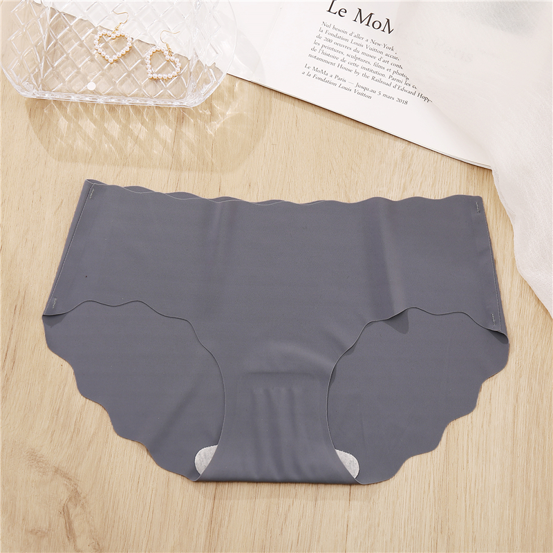 Quần lót CUTEBYTE không đường may màu trơn size M-XL cho nữ