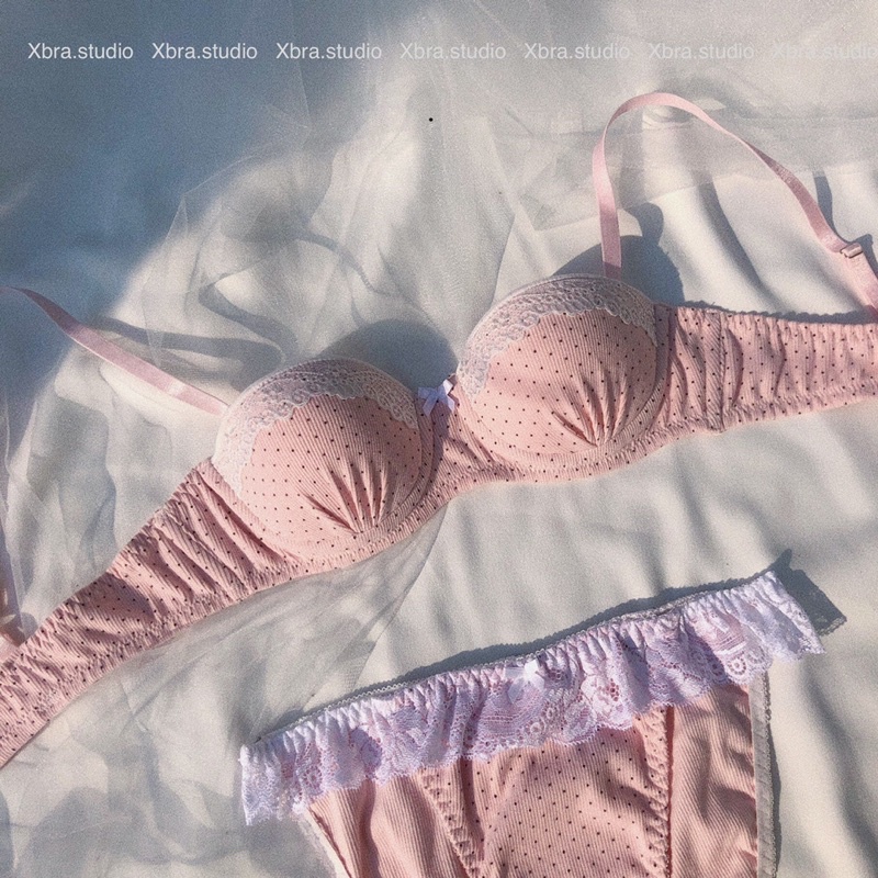 Bộ đồ lót cup ngang cotton phối ren màu hồng chấm bi dễ thương | BigBuy360 - bigbuy360.vn
