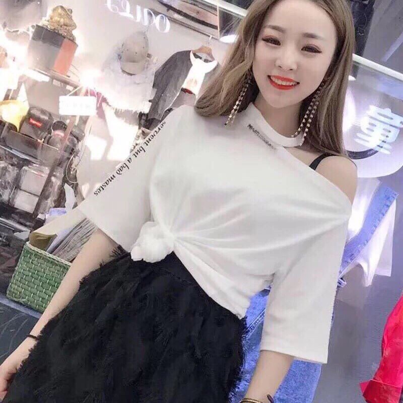 Áo thun kiểu tay lỡ y hình