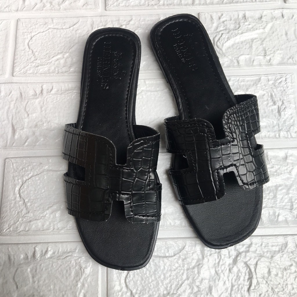 Dép Lê Hm Da Rắn Màu Đen Siêu Chanh Xả - Daube - D010