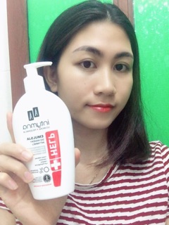 Dung Dịch Vệ Sinh Phụ Nữ AA Intymna - Ba Lan