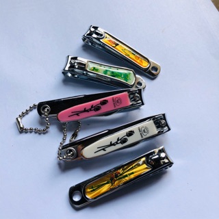 Bấm móng tay inox chắc chắc, sắc bền lâu