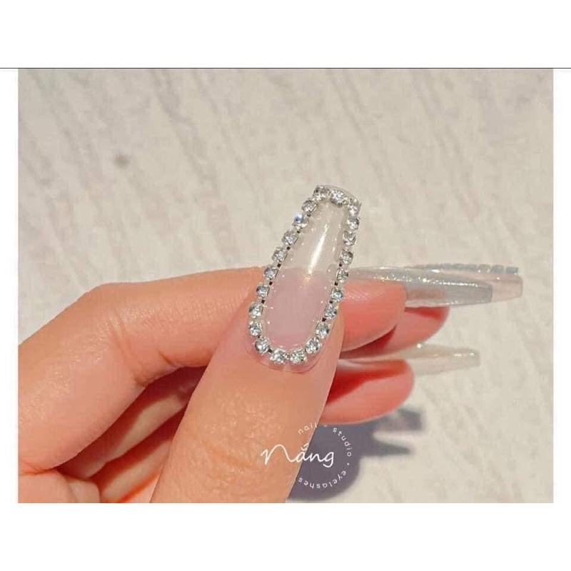 Charm xích nail trang trí móng tay lấp lánh