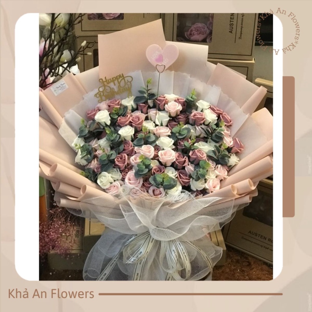 [Hoa sinh nhật - Nowship] Bó hoa sáp 100bông siêu khổng lồ. Hình ảnh độc quyền nhà Khả An!